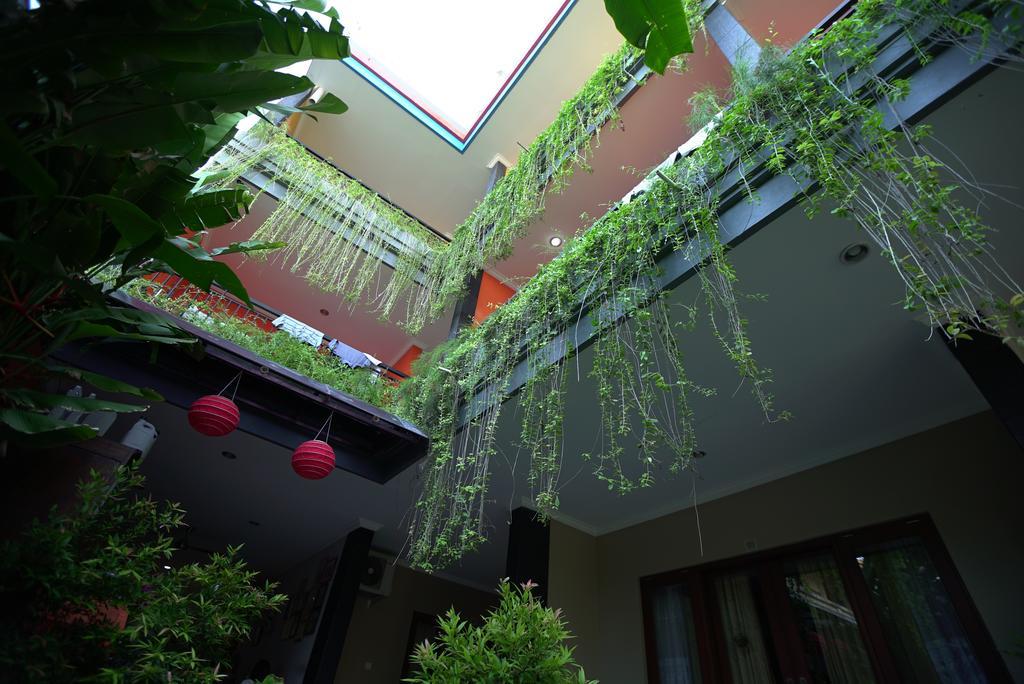 Готель Rena Segara House Kuta Кута Екстер'єр фото