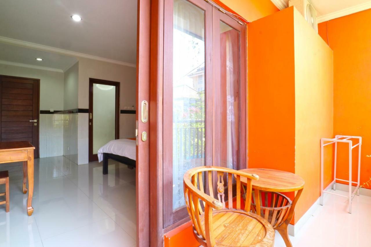 Готель Rena Segara House Kuta Кута Екстер'єр фото
