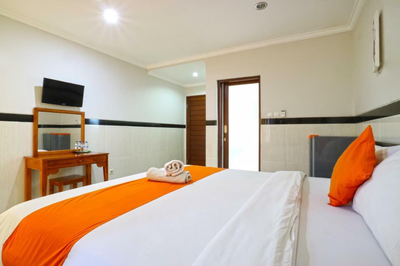 Готель Rena Segara House Kuta Кута Екстер'єр фото