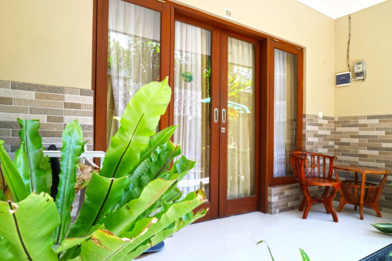Готель Rena Segara House Kuta Кута Екстер'єр фото